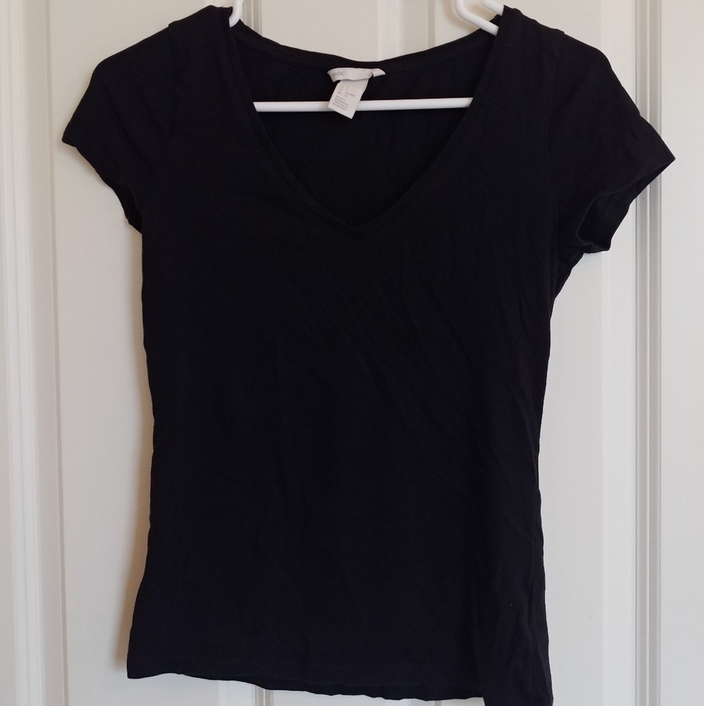 V neck short sleeve shirt